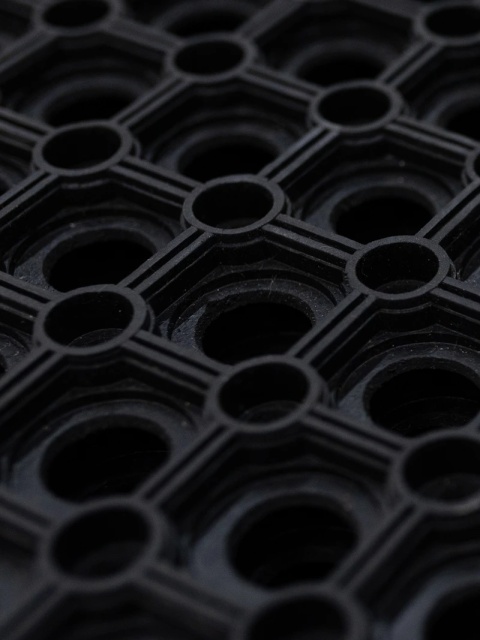 Mata gumowa antypoślizgowa w rolce 100cm x 1000cm grubość 22mm